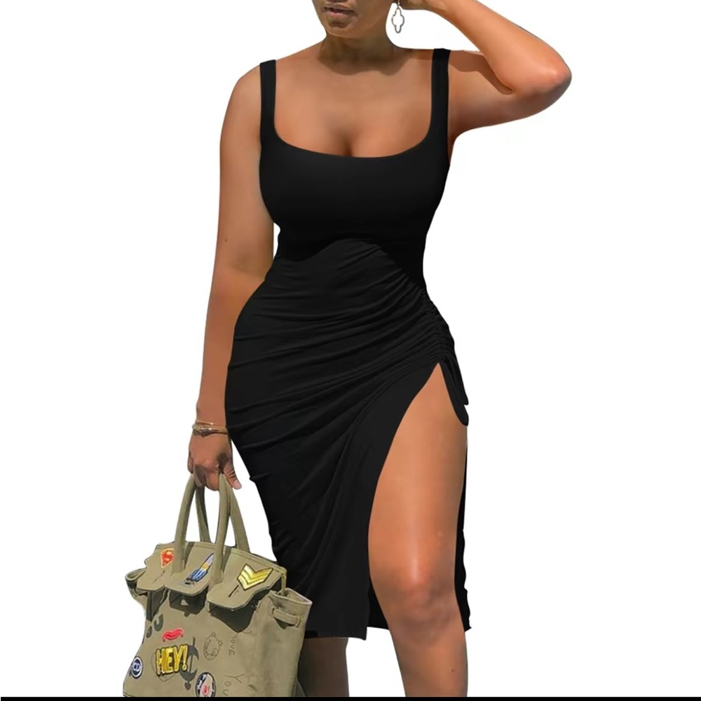 Chic Black Sleeveless Midi Dress